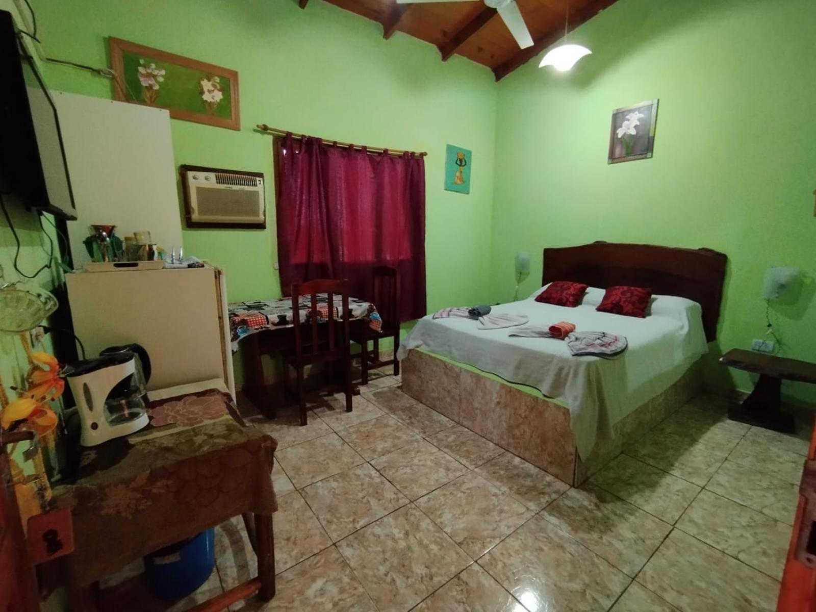El Paraiso Apart Hotel プエルト・イグアス エクステリア 写真