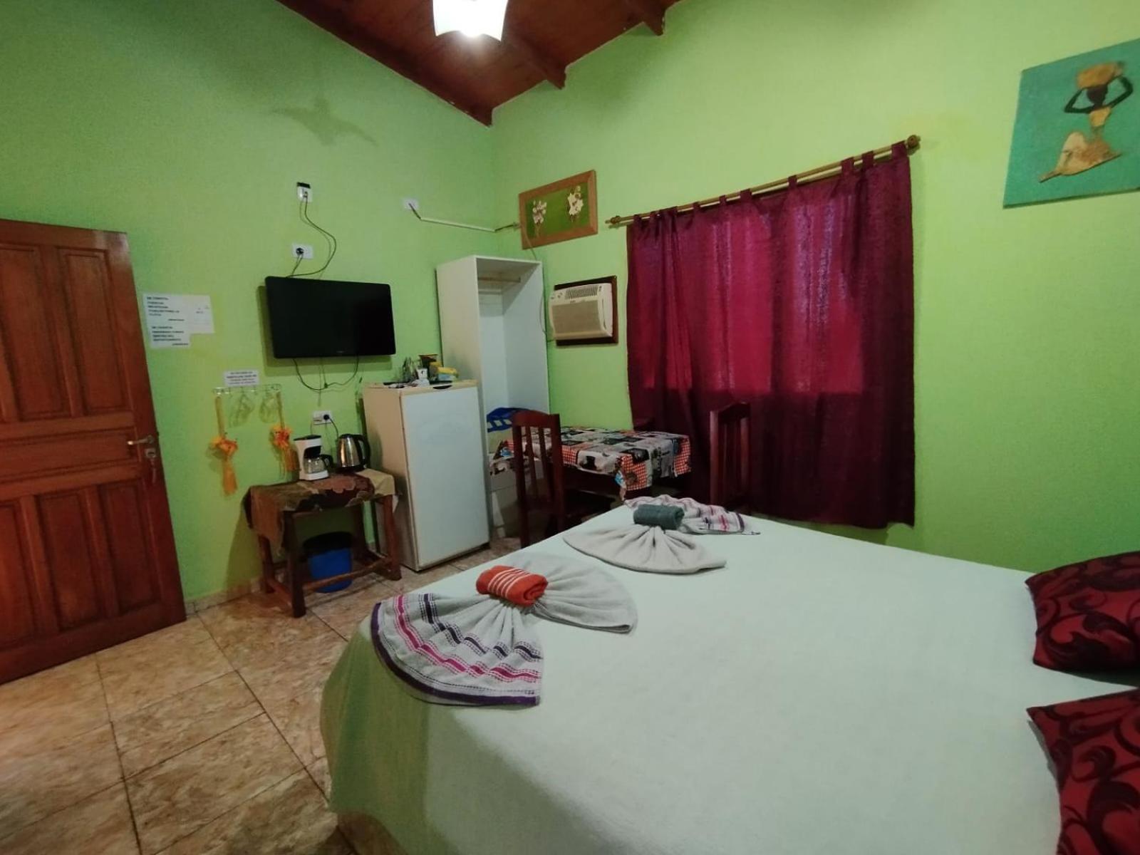 El Paraiso Apart Hotel プエルト・イグアス エクステリア 写真