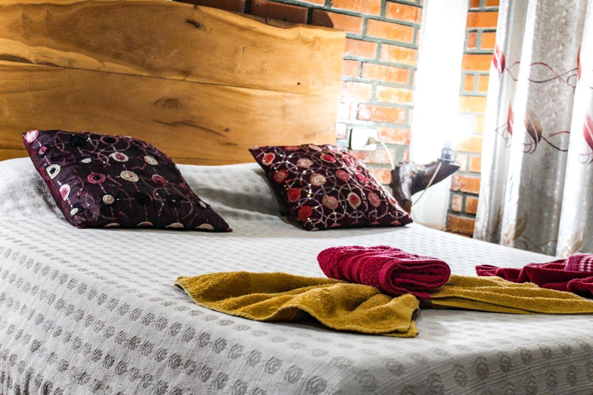 El Paraiso Apart Hotel プエルト・イグアス エクステリア 写真