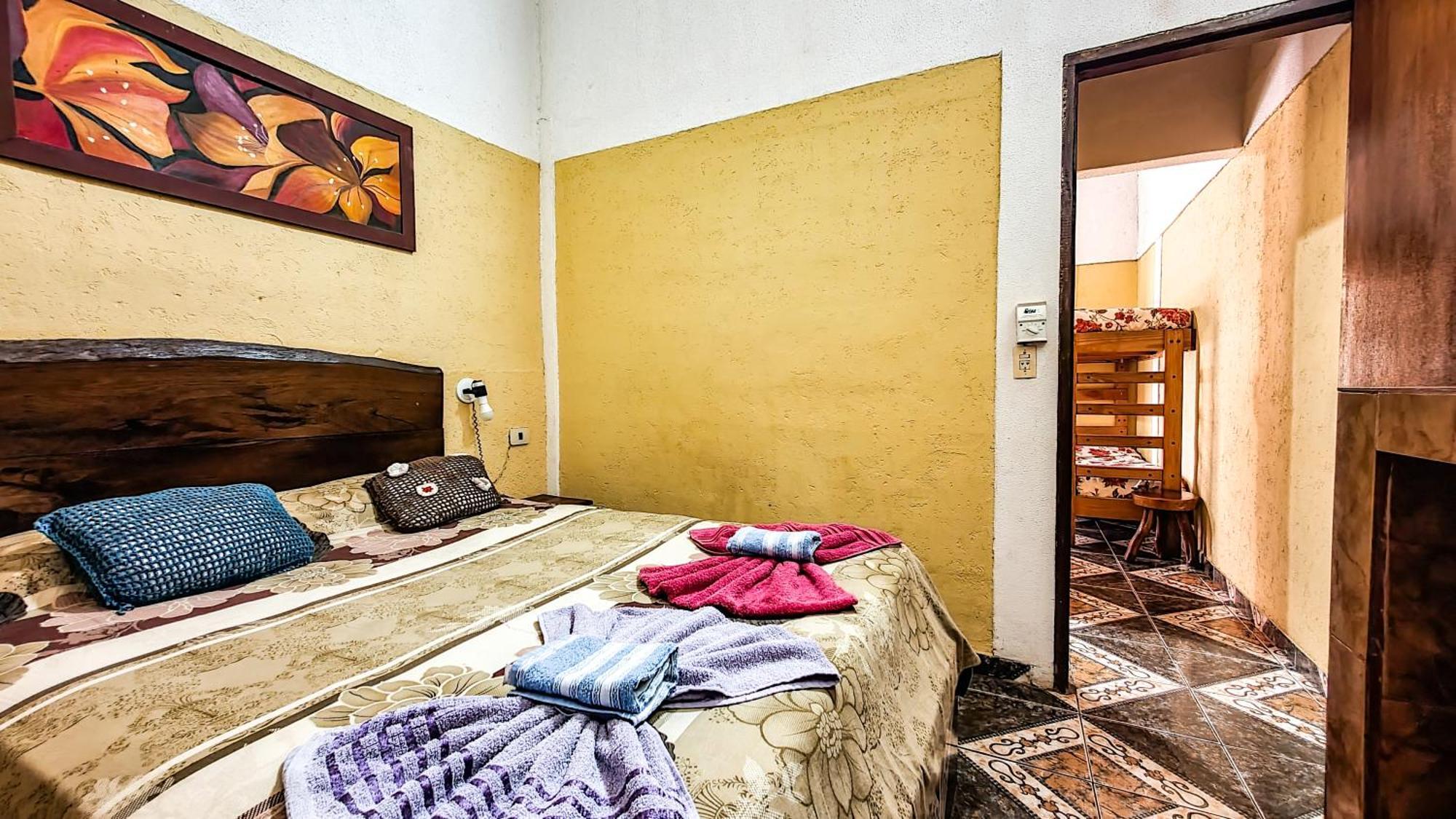 El Paraiso Apart Hotel プエルト・イグアス エクステリア 写真