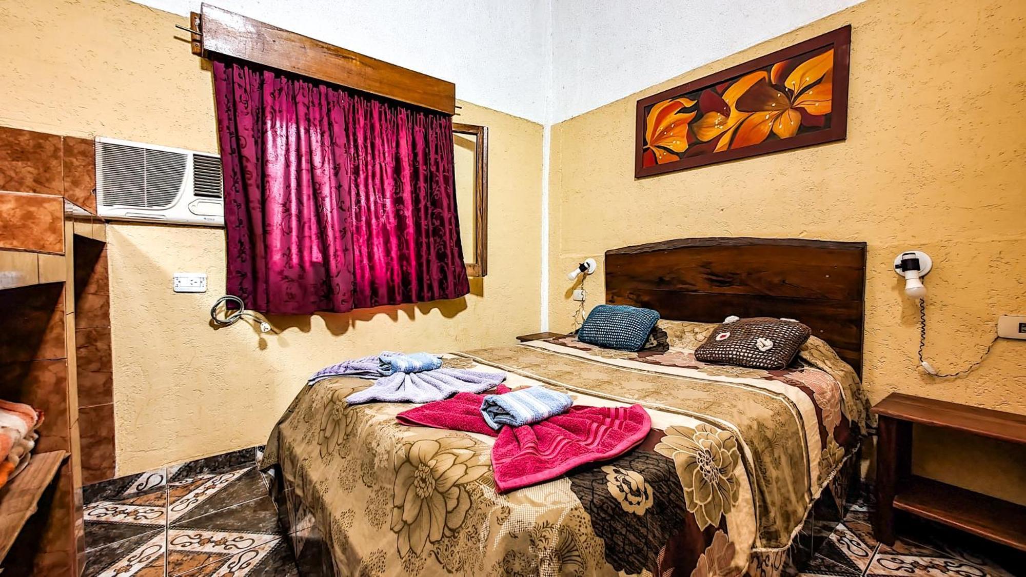 El Paraiso Apart Hotel プエルト・イグアス エクステリア 写真